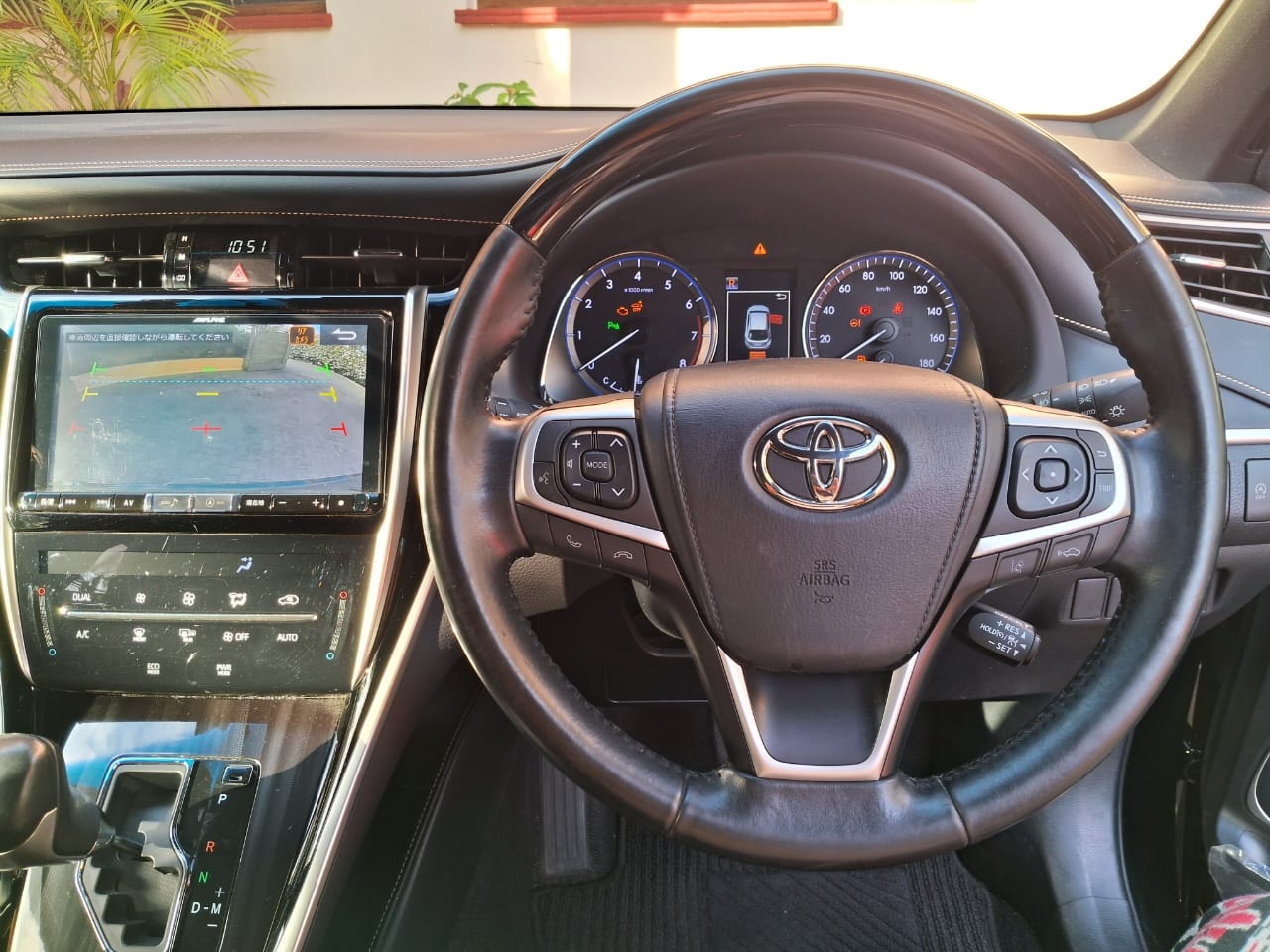 Toyota Harrier - Image 4