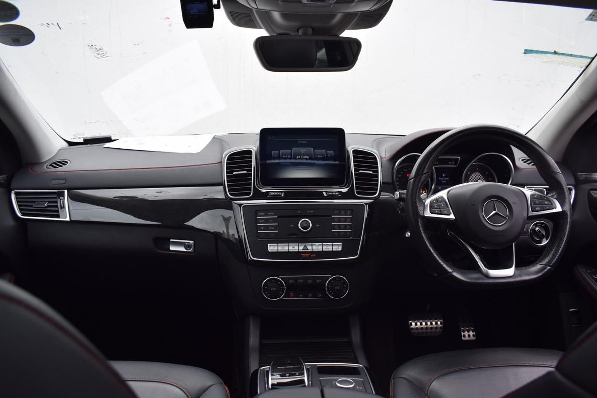 Mercedes-Benz BENZ - Image 10