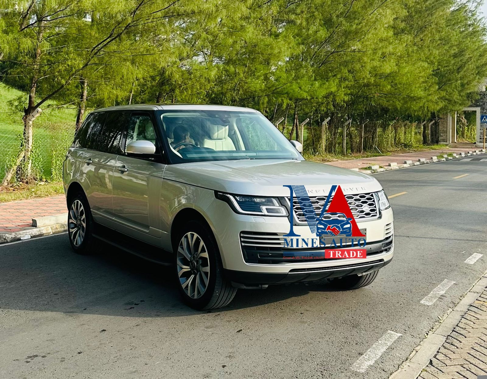 Range Rover VOGUE - Image 4
