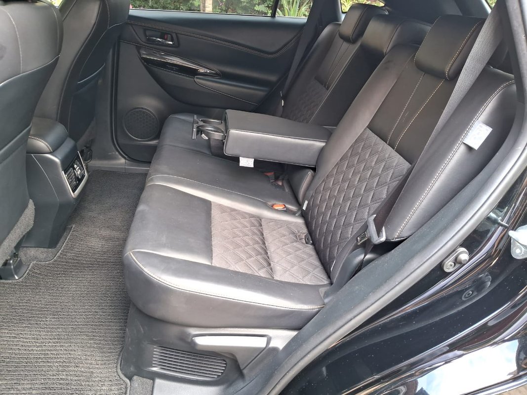 Toyota Harrier - Image 2