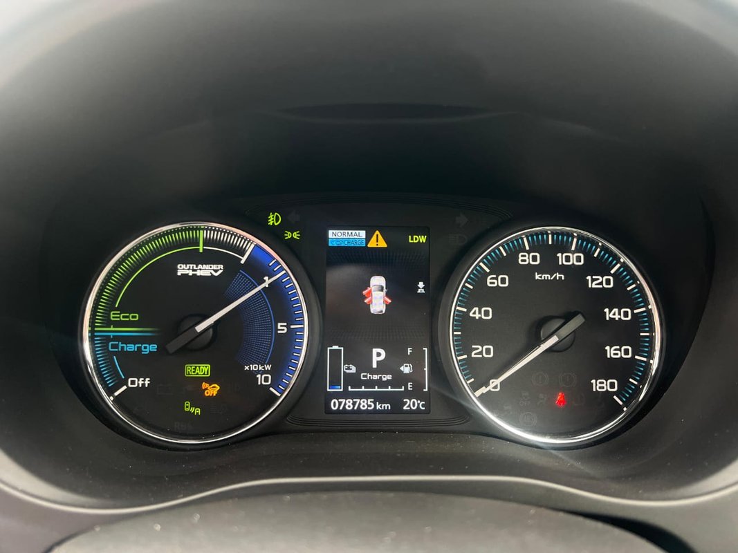 Mitsubishi Mitsubishi - Image 3
