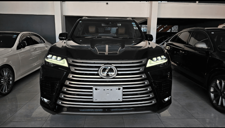 Toyota Lexus - Image 4