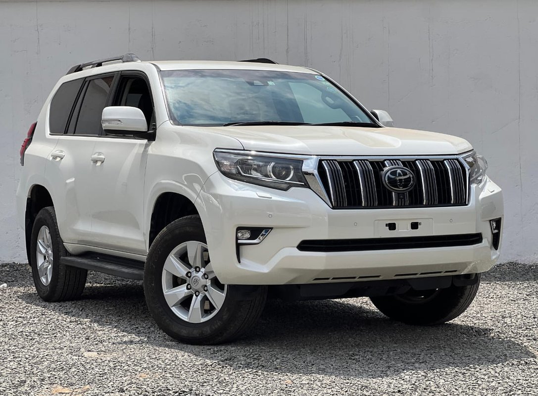 Toyota PRADO - Image 2