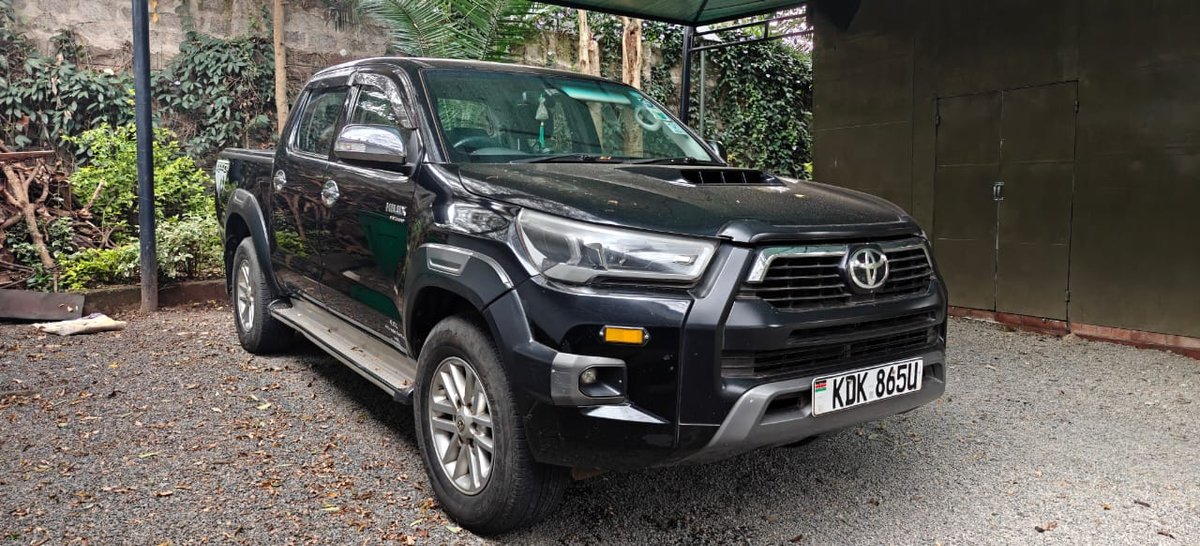 Toyota Hilux - Image 4