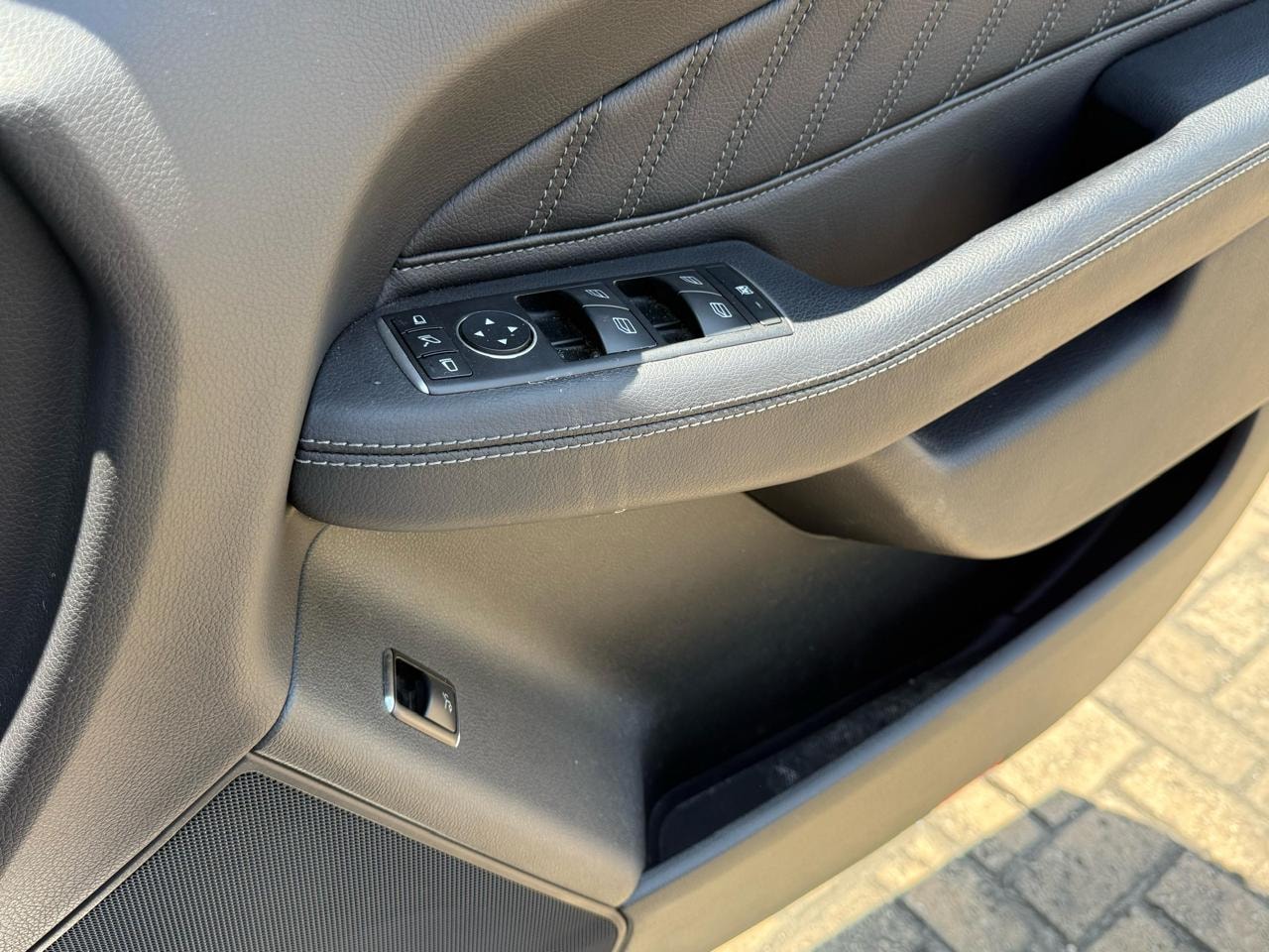 Mercedes-Benz GLE350d - Image 8