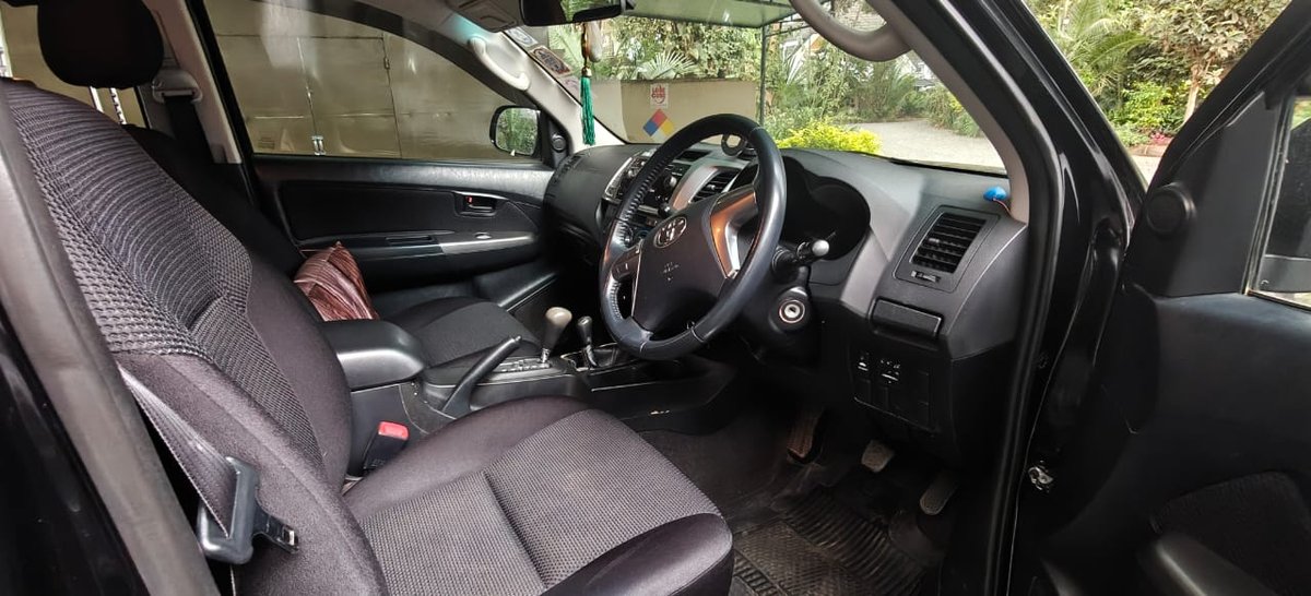 Toyota Hilux - Image 1