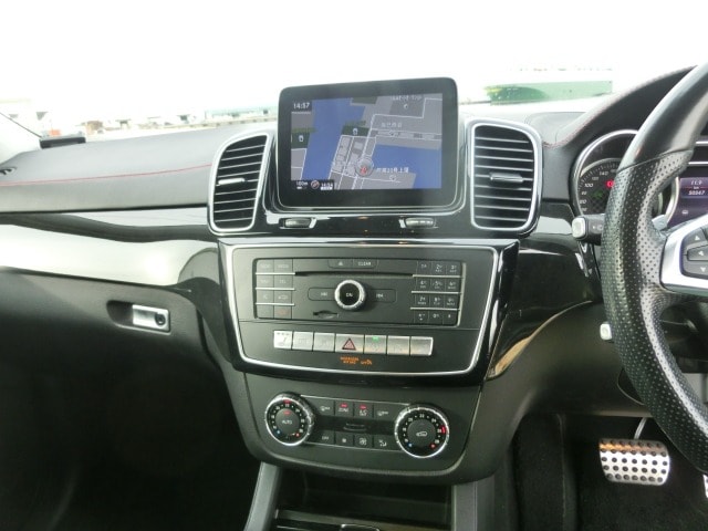 Mercedes-Benz GLE350 - Image 7