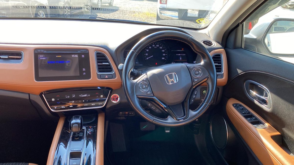 Honda VEZEL - Image 3
