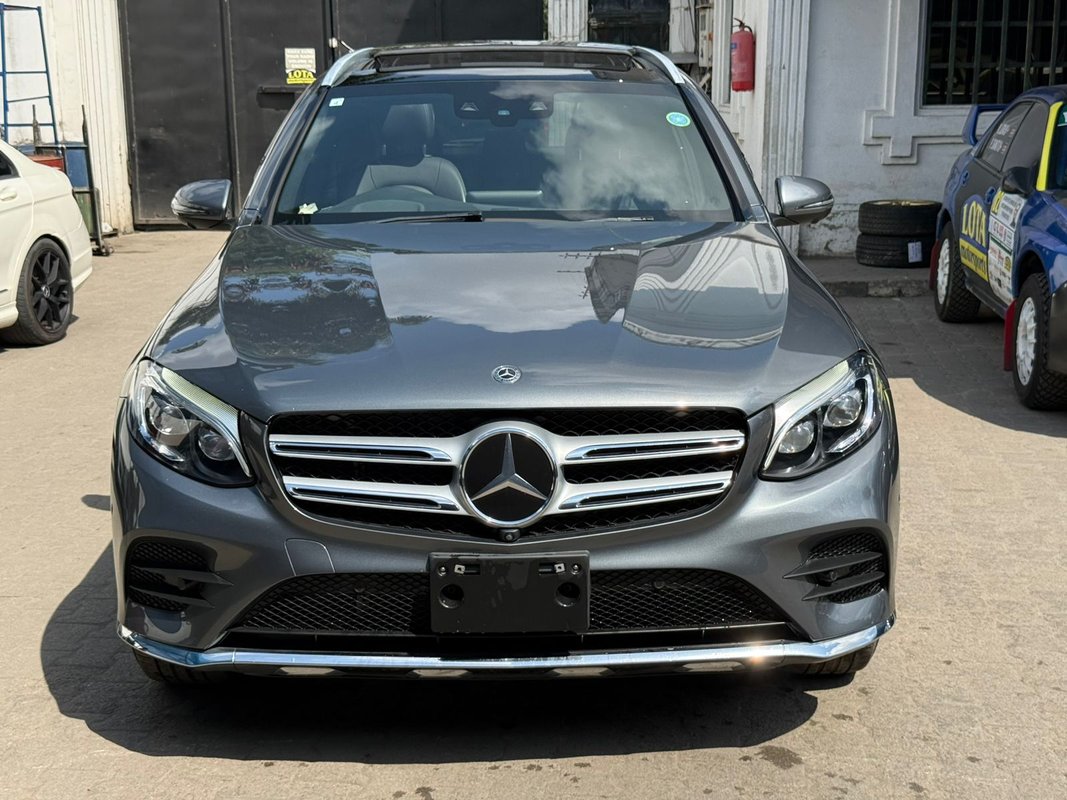 Mercedes-Benz Benz - Image 5