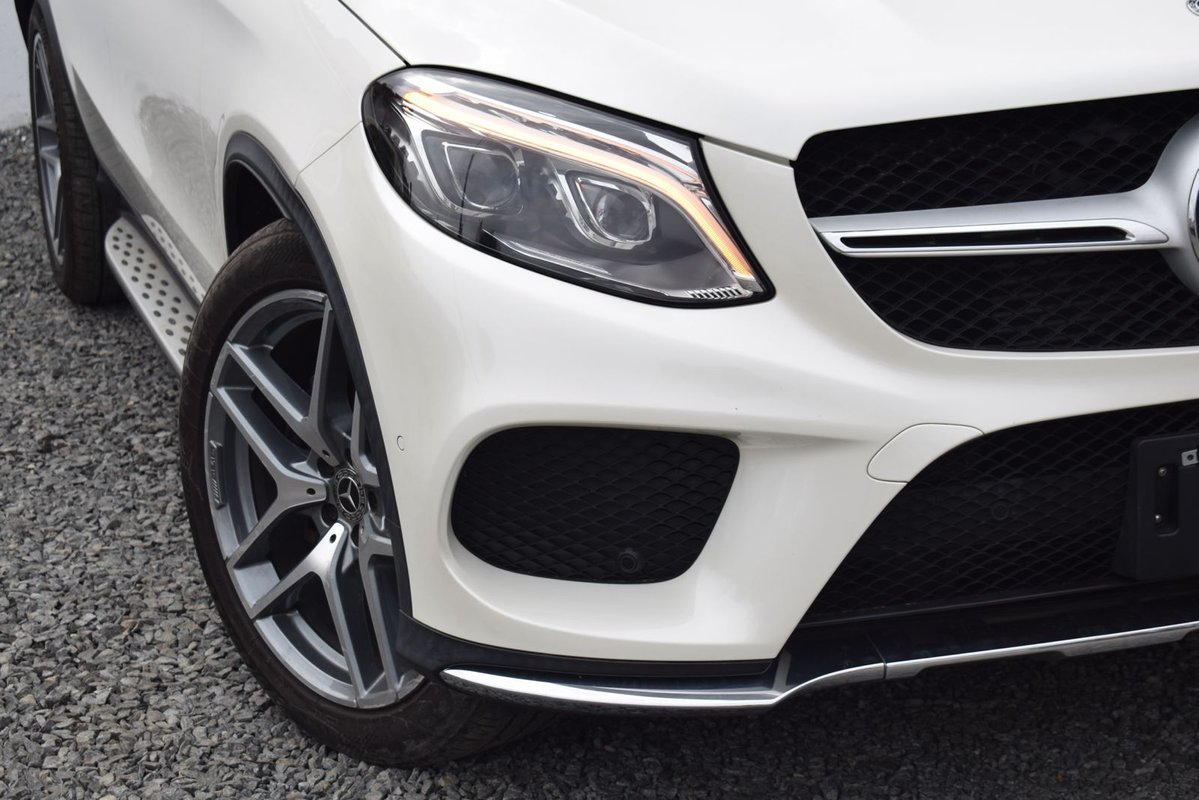 Mercedes-Benz Benz - Image 2