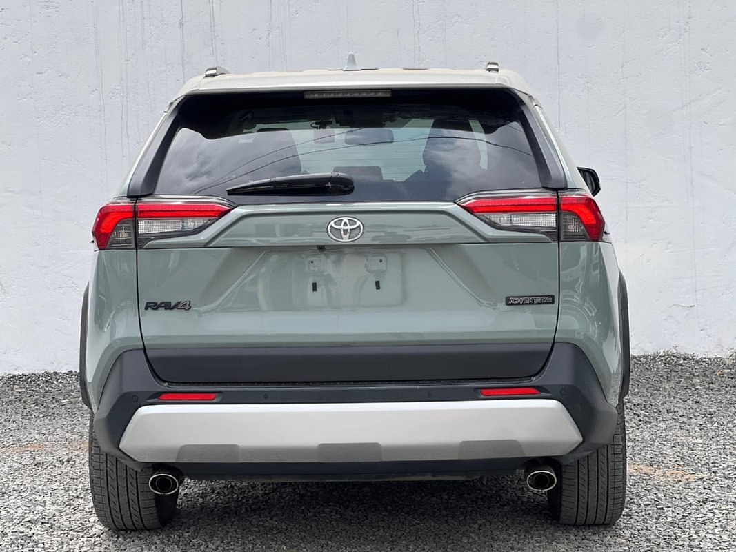 Toyota RAV 4 - Image 9
