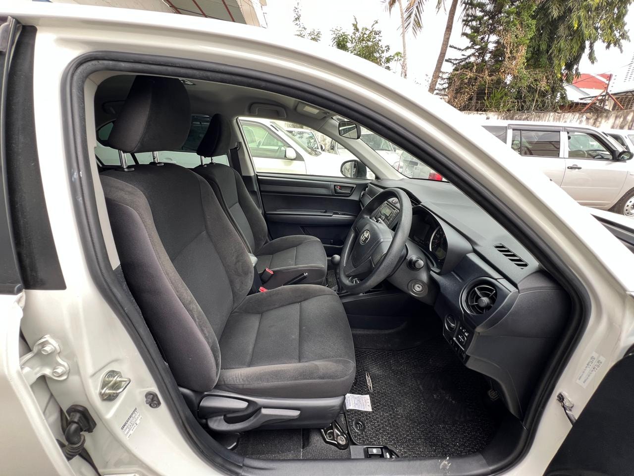 Toyota Axio - Image 2