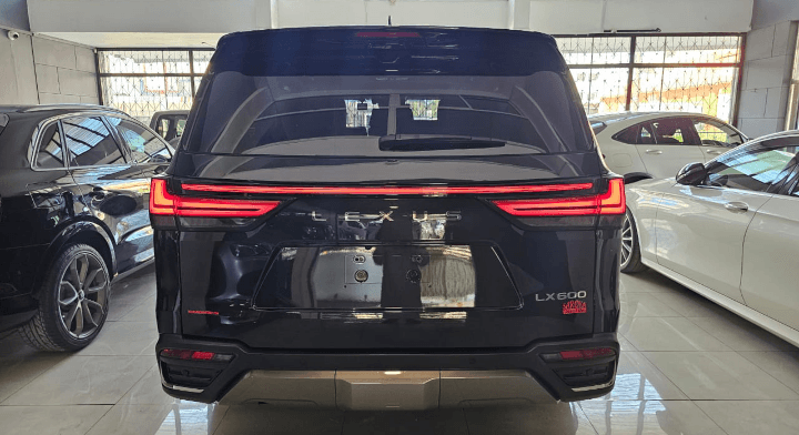 Toyota Lexus - Image 10
